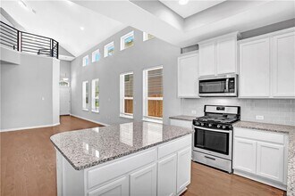 6400 Gunflint Dr in Austin, TX - Building Photo - Building Photo