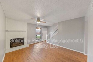 5829 Shadydell Dr in Fort Worth, TX - Building Photo