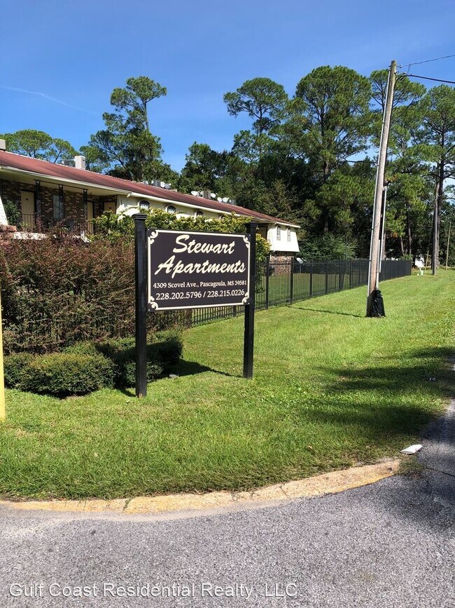 4309 Scovel Ave in Pascagoula, MS - Foto de edificio - Building Photo
