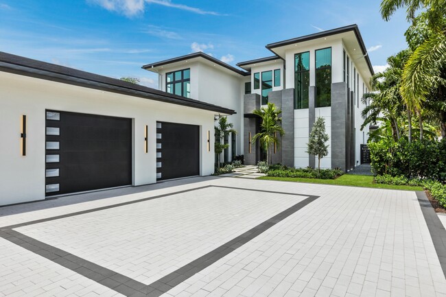 property at 2085 Vitex Ln