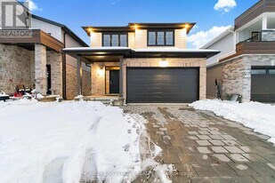 1601 Henrica Ave in London, ON - Building Photo