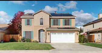 2638 E Skyview Ave in Fresno, CA - Building Photo