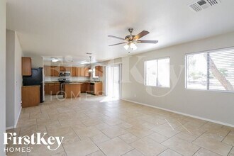 30954 N Desert Honeysuckle Dr in San Tan Valley, AZ - Building Photo - Building Photo