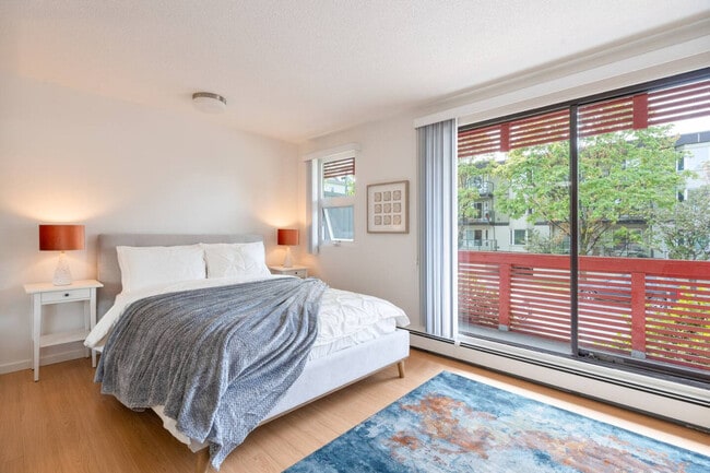 1190 10th Avenue Bikeway, Unit SI ID1051846P