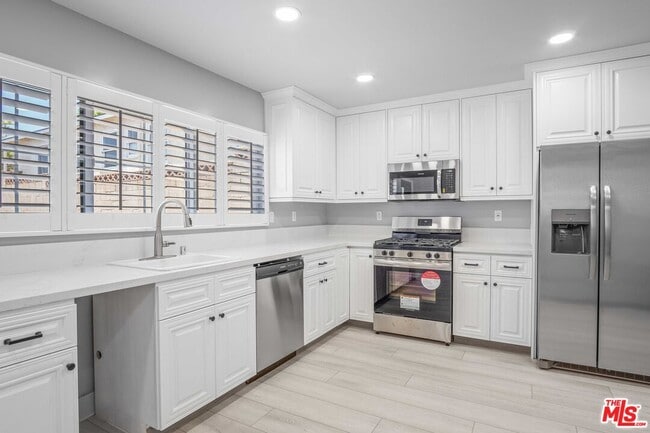 property at 8322 Colegio Dr