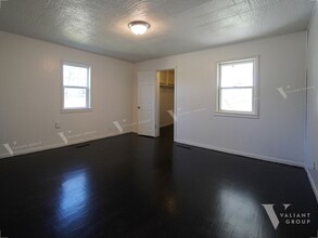 801 S Newton Ave in Springfield, MO - Building Photo - Building Photo