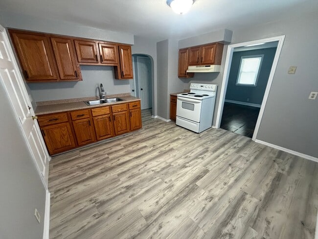 property at 1954 S 70th St