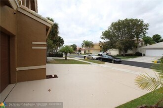 11126 Harbour Springs Cir in Boca Raton, FL - Building Photo - Building Photo