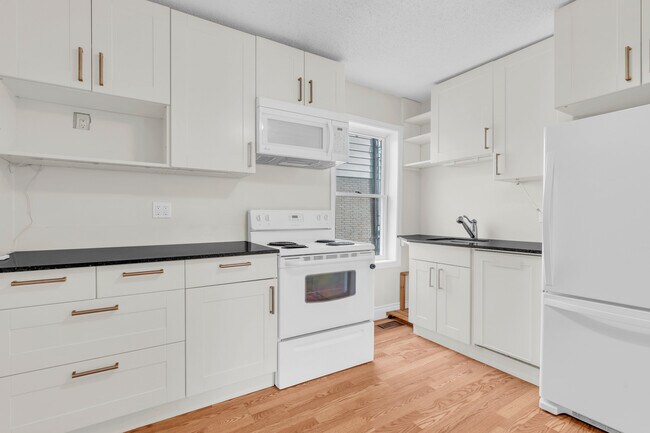 294 Elizabeth St in Guelph, ON - Building Photo - Building Photo