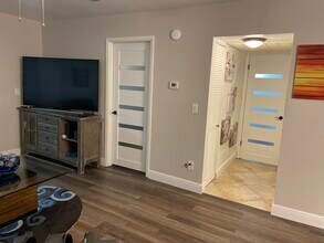 3034 Eastland Blvd in Clearwater, FL - Building Photo - Building Photo