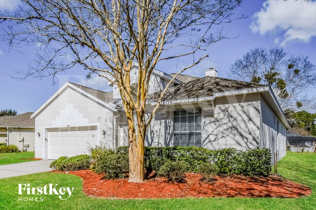 10537 Castlebar Glen Dr S in Jacksonville, FL - Foto de edificio - Building Photo