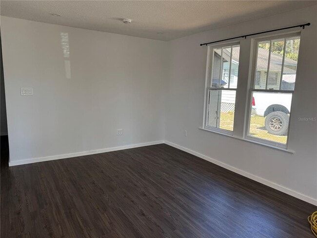 512 W Dixie Ave in Leesburg, FL - Building Photo - Building Photo