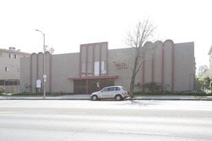 MicBri Apartments in Canoga Park, CA - Building Photo