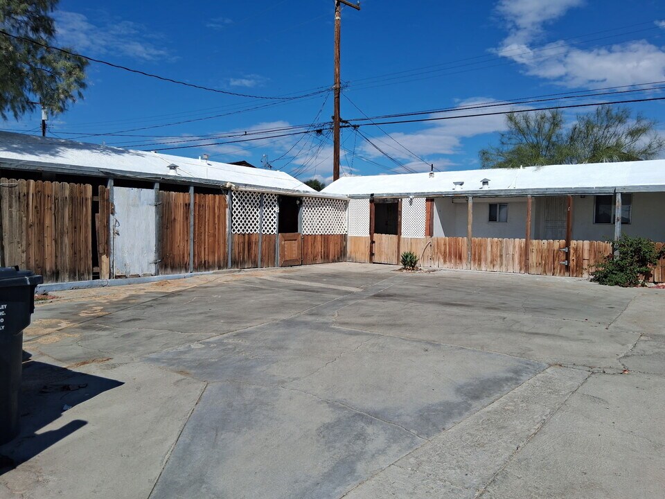 66358 3rd St, Unit D in Desert Hot Springs, CA - Building Photo