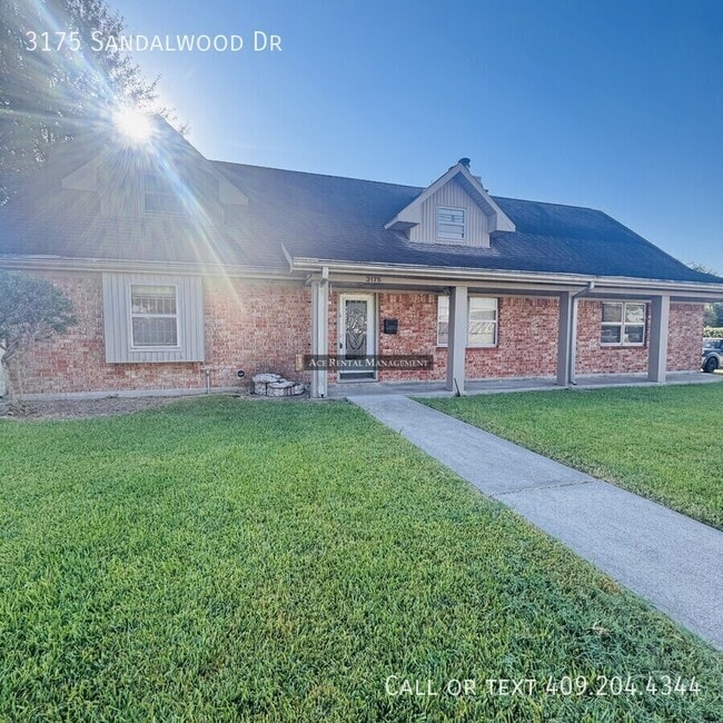 property at 3175 Sandalwood Dr