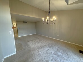 1978 Gary Ct in Schaumburg, IL - Building Photo - Building Photo