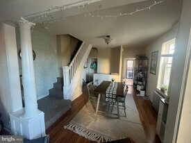 949 S 3rd St in Philadelphia, PA - Building Photo