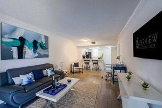 Waterview at Coconut Creek in Coconut Creek, FL - Foto de edificio - Building Photo