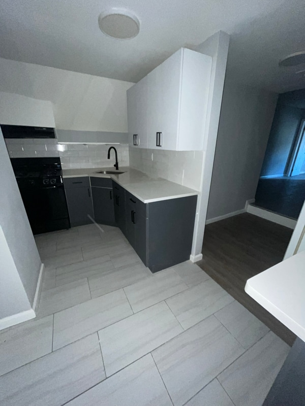 property at 880 S 14th St