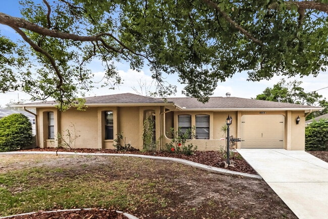 property at 1449 Heritage Ave