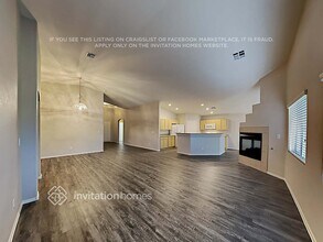 3804 W Ricebird Way in North Las Vegas, NV - Building Photo - Building Photo