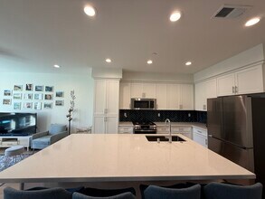 11056 Ardha Wy in San Diego, CA - Building Photo - Building Photo
