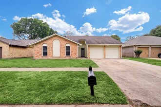 822 Comstock Springs Dr in Katy, TX - Foto de edificio - Building Photo