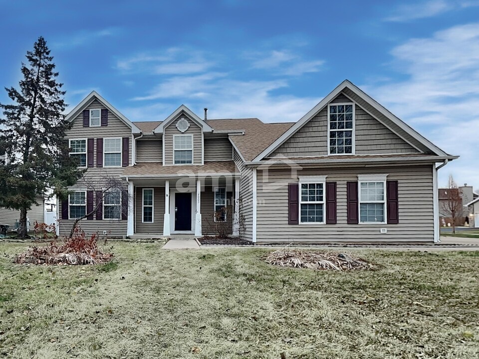 7003 Pyramid Dr in Plainfield, IL - Foto de edificio