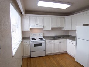 3066 Clark Dr in Vancouver, BC - Building Photo - Building Photo