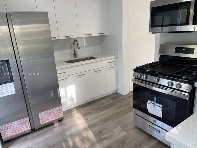 771 NE 137th St in North Miami, FL - Building Photo - Building Photo