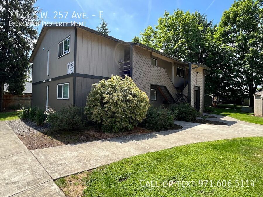 2173 SW 257th Dr in Troutdale, OR - Building Photo