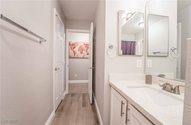 5516 Honey Mesquite Ln