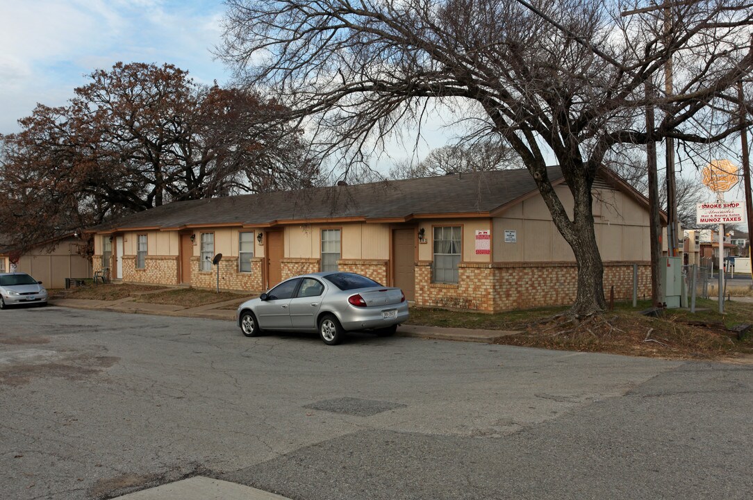 SUNNY TERRACE TOWN HOMES in Seagoville, TX - Foto de edificio