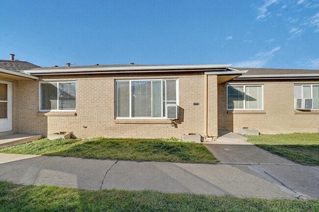 1461 Jasmine St in Denver, CO - Building Photo - Building Photo