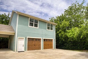 414 Fulton St in Denton, TX - Building Photo