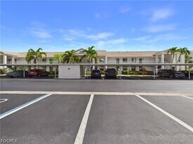 20611 Country Creek Dr in Estero, FL - Building Photo