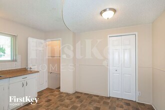 580 Moule Dr in Florissant, MO - Building Photo - Building Photo
