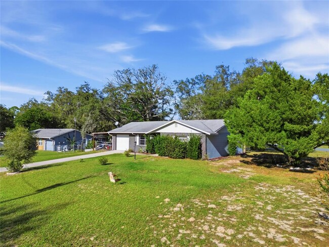 34815 Gardenia Way in Ridge Manor, FL - Building Photo - Building Photo