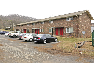 DunWoody Apartments in Kingsport, TN - Building Photo - Building Photo