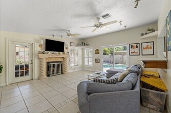 7300 11th Ave N in St. Petersburg, FL - Building Photo - Building Photo