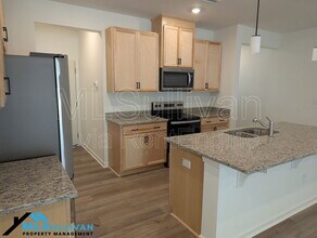 173 Cabernet Dr in Chapel Hill, NC - Building Photo - Building Photo