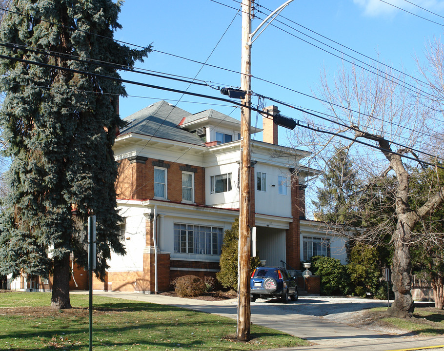 127 Delafield Ave in Pittsburgh, PA - Building Photo