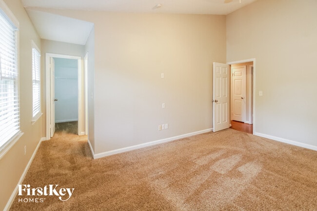 2417 Quaker Landing Rd in Greensboro, NC - Building Photo - Building Photo