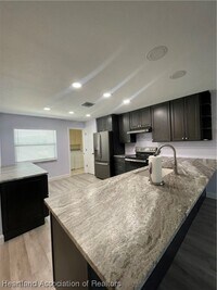1428 S Golfview Dr photo'
