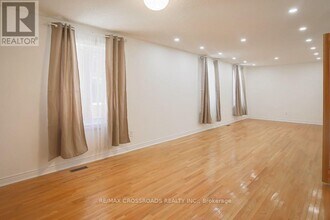 87 Woodriver St in Richmond Hill, ON - Building Photo - Building Photo