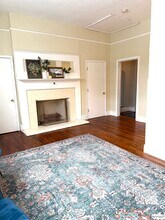 206 N Bethlehem Pike in Fort Washington, PA - Building Photo - Building Photo