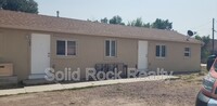 2403-2413 E Saint Vrain St in Colorado Springs, CO - Foto de edificio - Building Photo