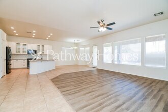 2621 S Parrish in Mesa, AZ - Building Photo - Building Photo