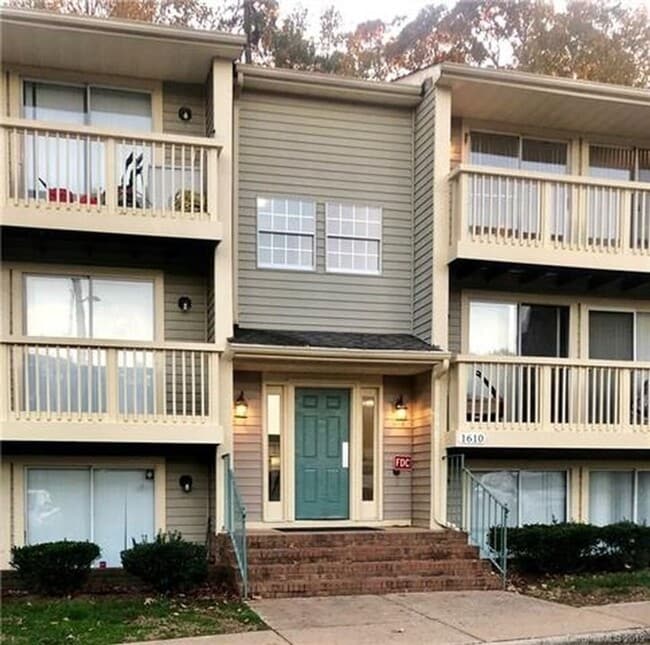 property at 1610 Arlyn Cir