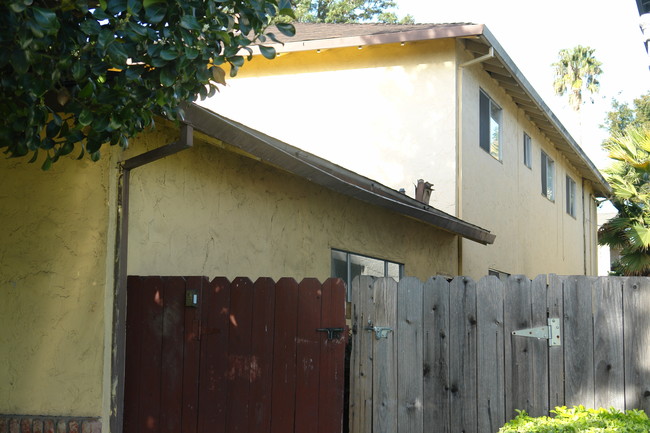 819 Opal Dr in San Jose, CA - Building Photo - Building Photo